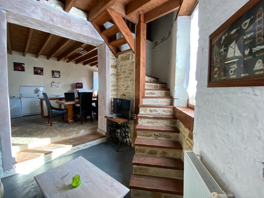 Holiday Home La Brijopa Bazoges-en-Pareds Εξωτερικό φωτογραφία